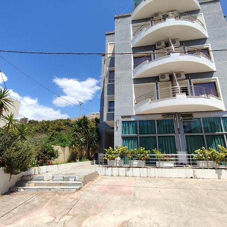 Summer Gate Apartment Sarandë Esterno foto