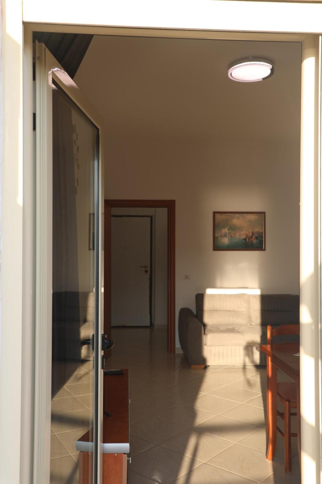 Summer Gate Apartment Sarandë Esterno foto