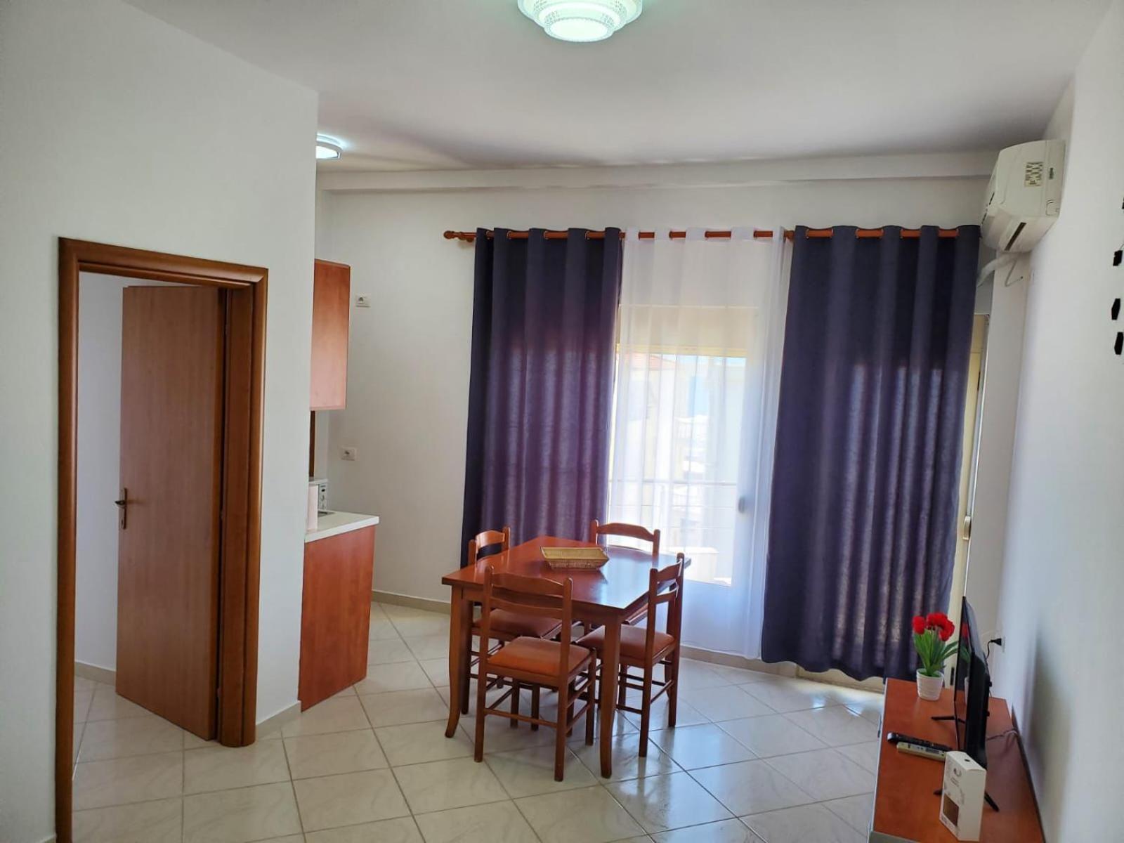 Summer Gate Apartment Sarandë Esterno foto