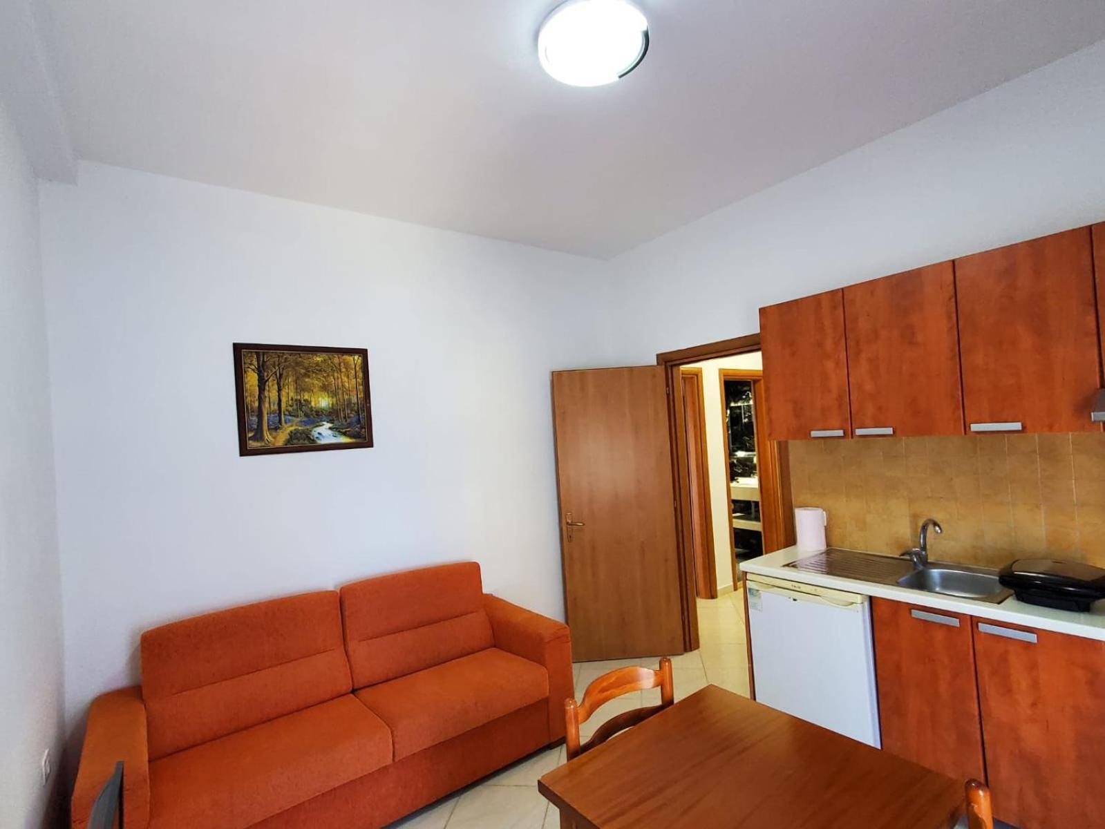 Summer Gate Apartment Sarandë Esterno foto