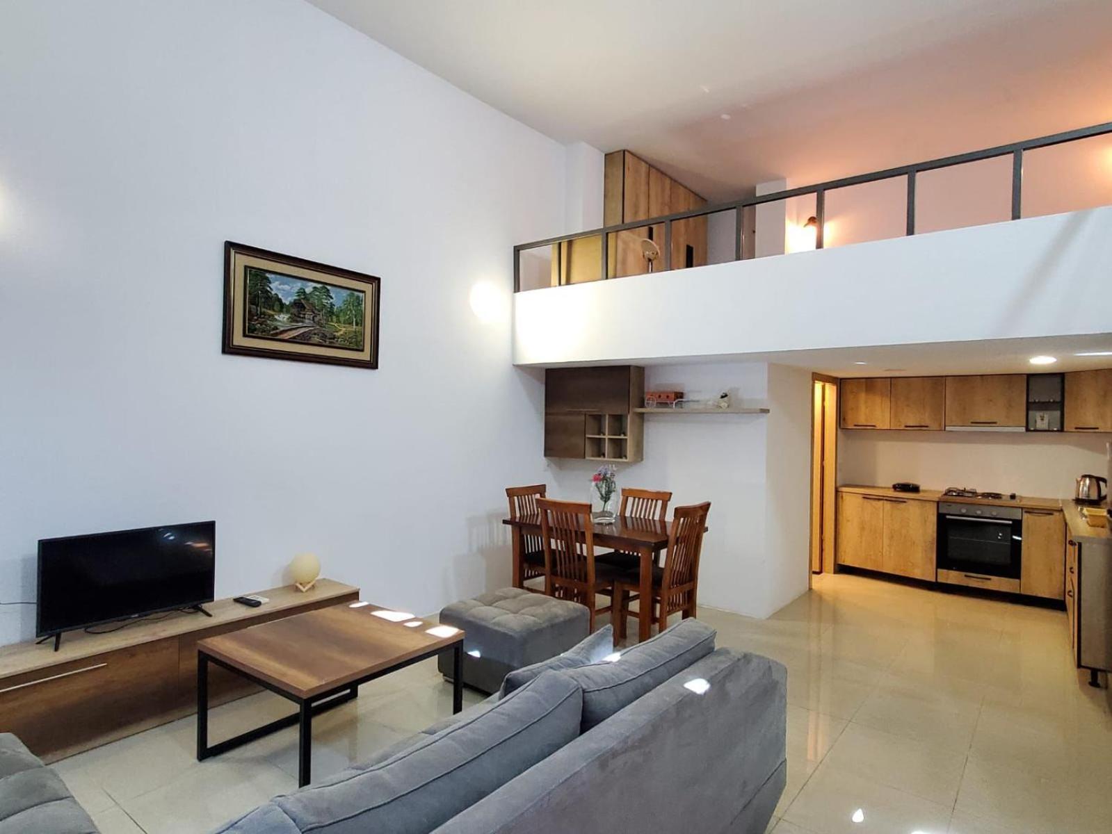 Summer Gate Apartment Sarandë Esterno foto