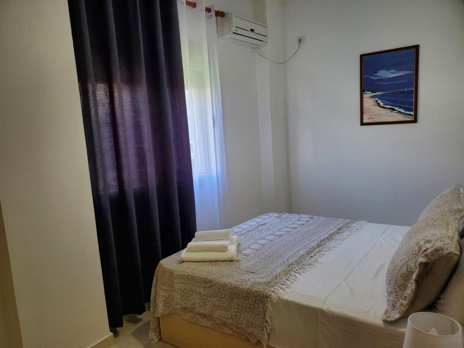 Summer Gate Apartment Sarandë Esterno foto